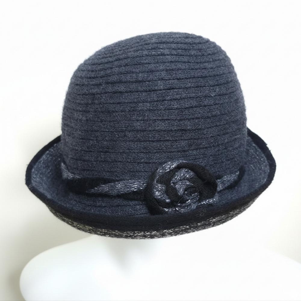DANIELE MEUCCI Made in Italy Wool Knit Bucket Hat Cloche Black Gray Floral Rose